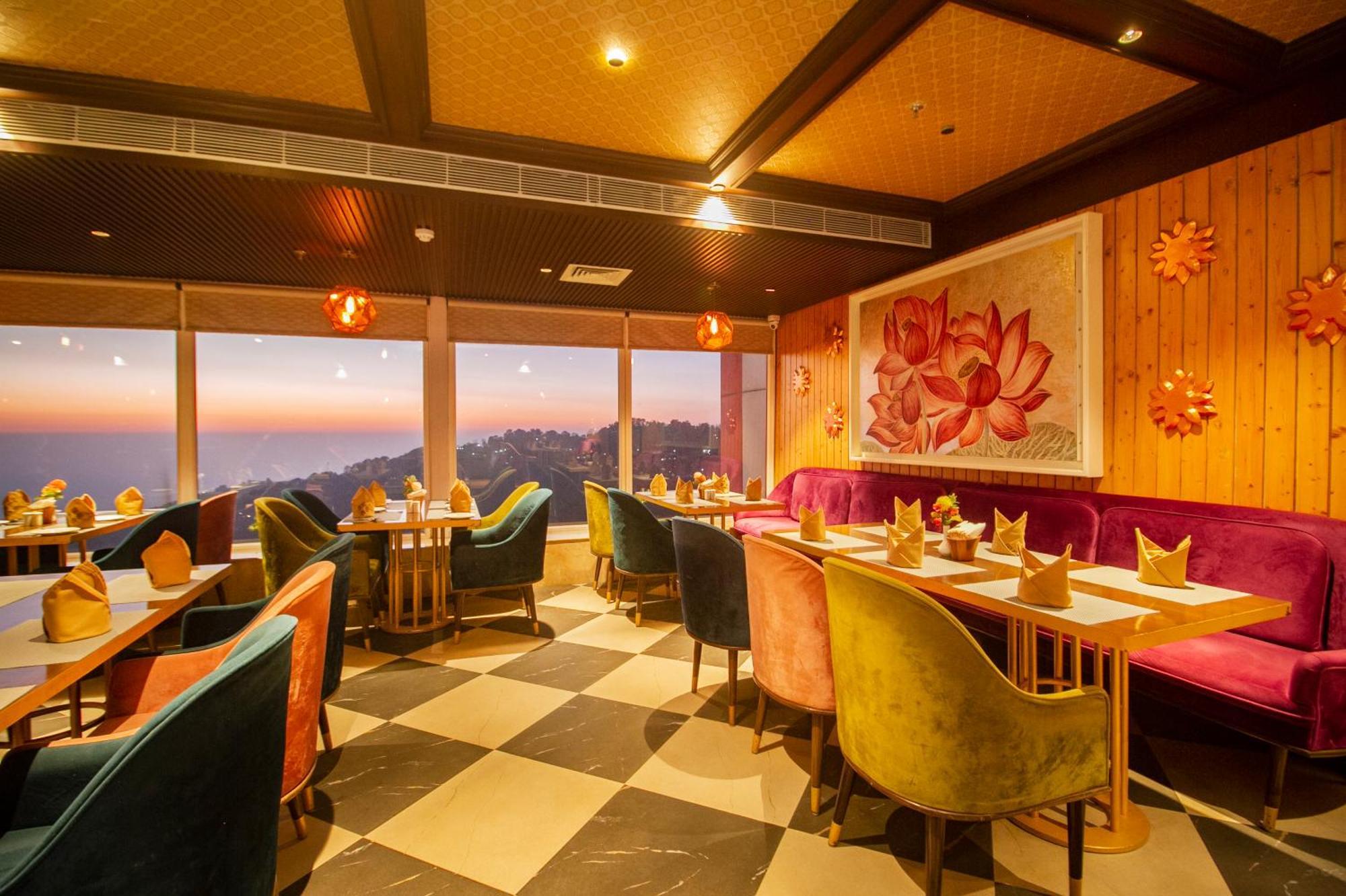 Amritara Surya, Mcleodganj, Dharamshala Hotel Екстериор снимка