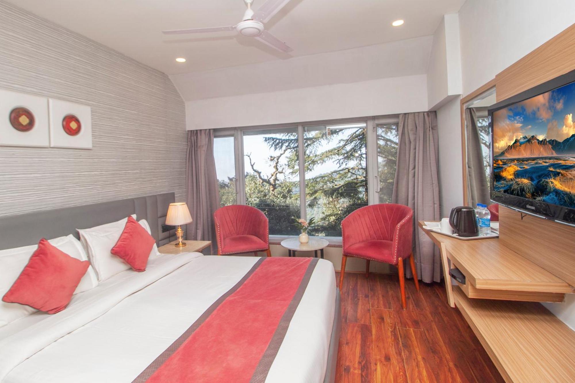 Amritara Surya, Mcleodganj, Dharamshala Hotel Екстериор снимка