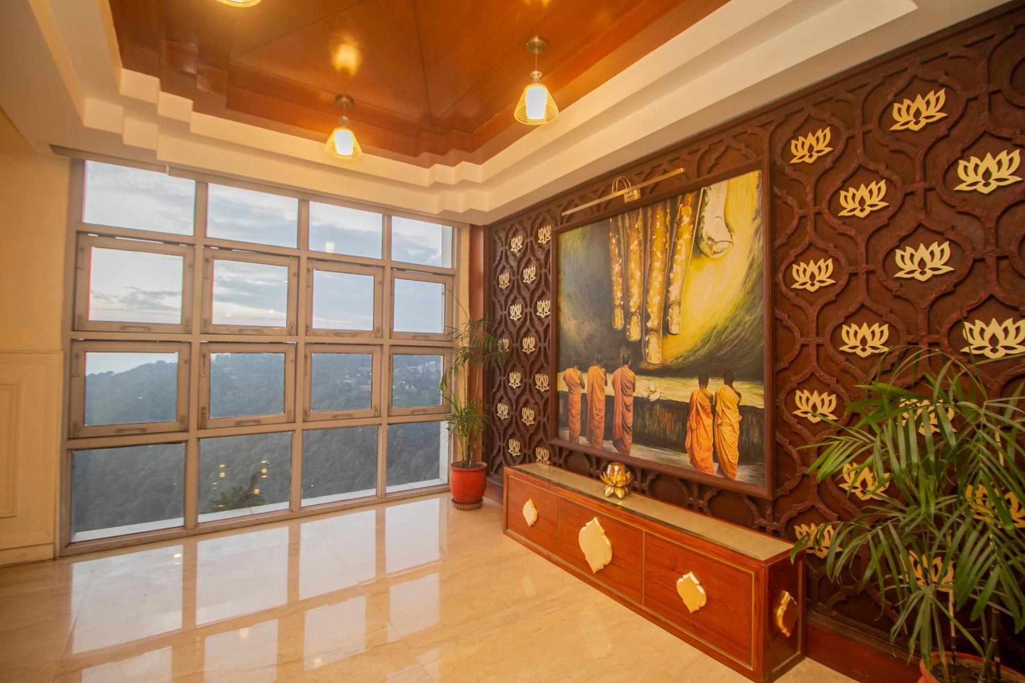 Amritara Surya, Mcleodganj, Dharamshala Hotel Екстериор снимка